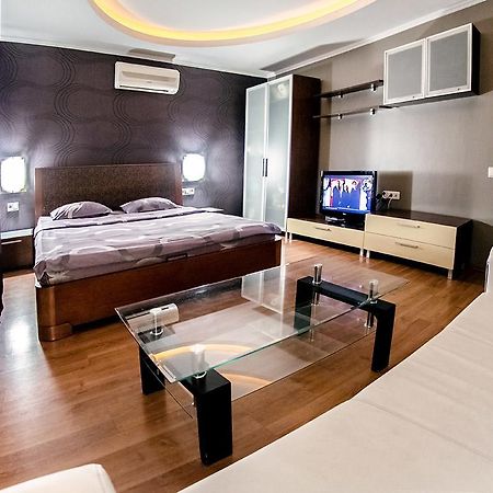 Hotrent City Киев Екстериор снимка