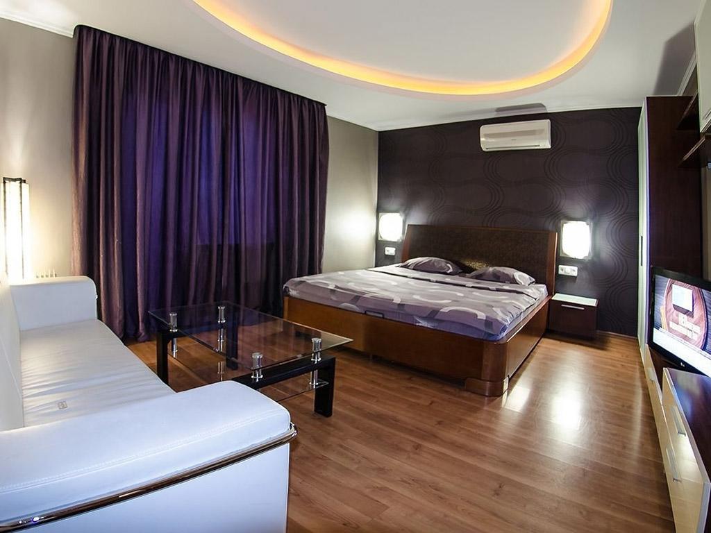 Hotrent City Киев Екстериор снимка