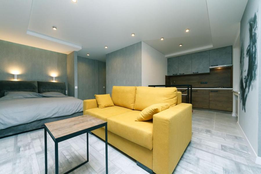 Hotrent City Киев Екстериор снимка