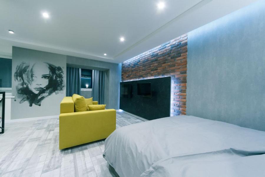 Hotrent City Киев Екстериор снимка