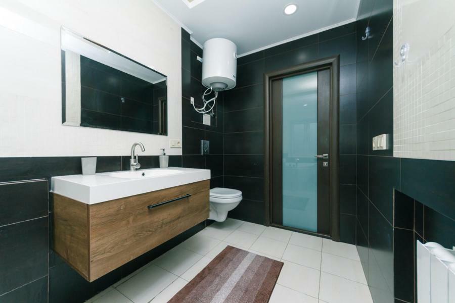 Hotrent City Киев Екстериор снимка